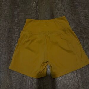 Alphalete Women's Golden High-Waisted Bike Shorts